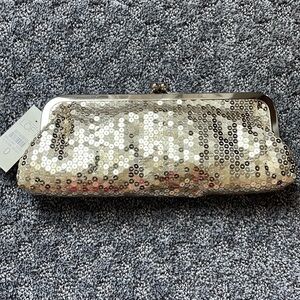 Women’s sequenced clutch bag
